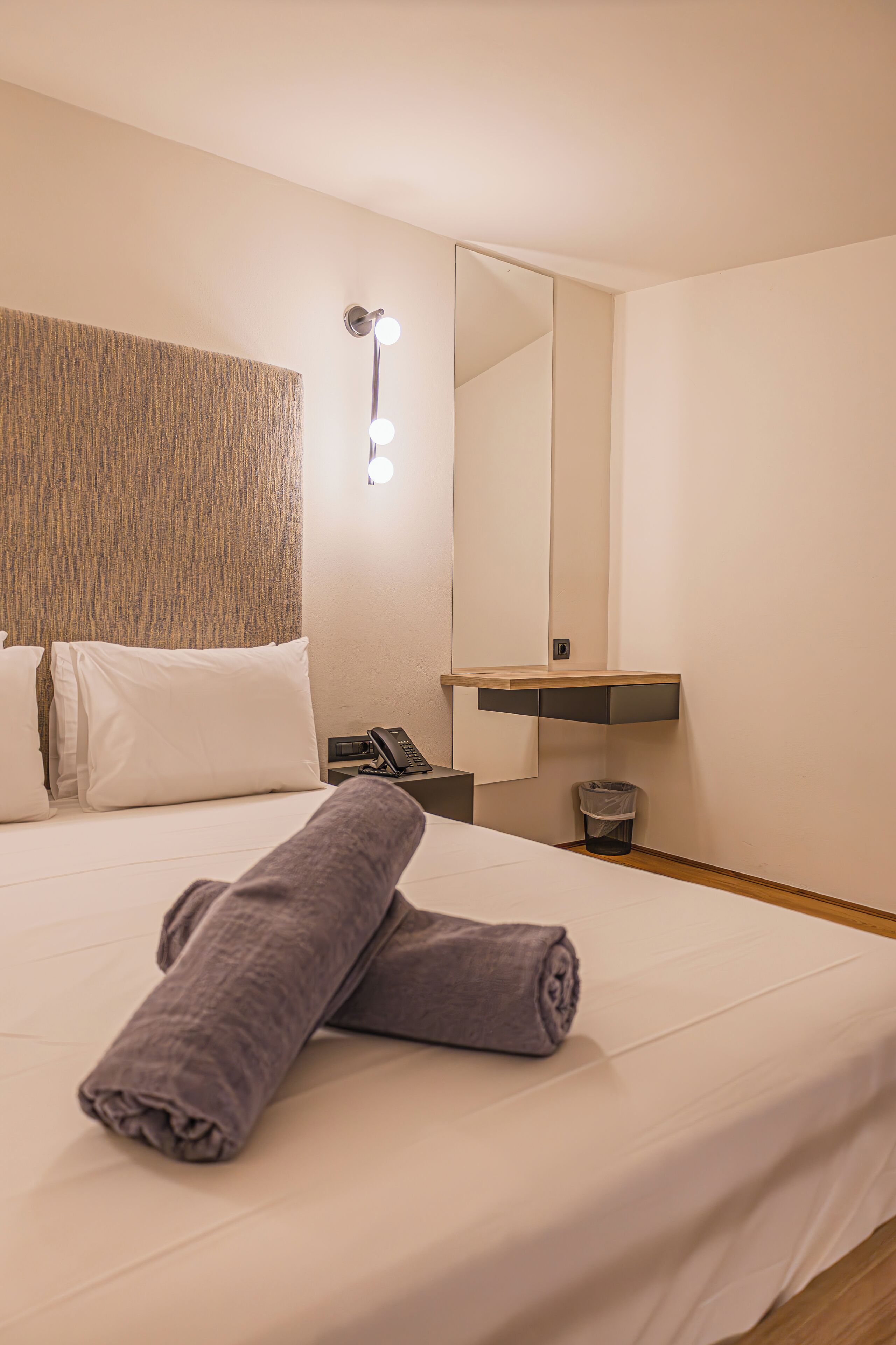 1 bedroom, in-room safe, free WiFi, bed sheets