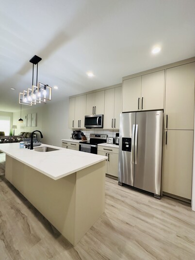 Valley Travel Home - close proximity to freeway and all of Spokane!