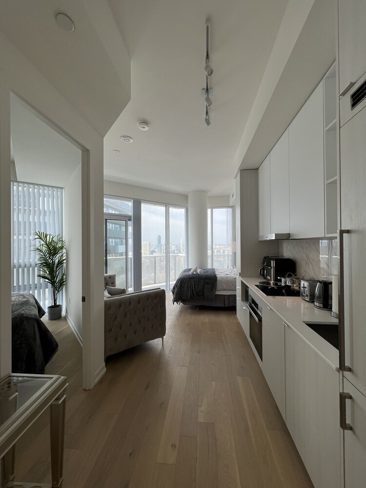 Curated visual reference: Epitome Luxury Lifestyle By The Lake Fully Furnished Executive Photo Inspiration