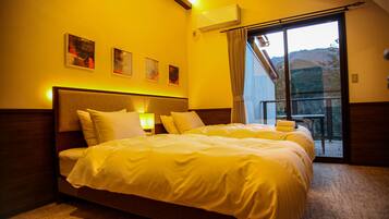 BOAR, Non-smoking | Down duvets, in-room safe, desk, laptop workspace