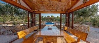 Eco Villa Solus with pool