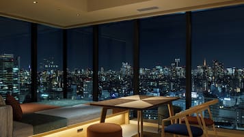 In-room safe, desk, laptop workspace, blackout curtains