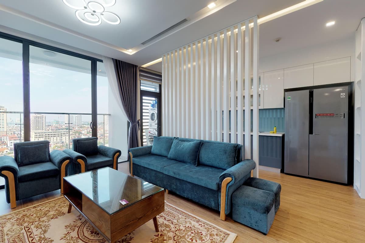 Deluxe-Apartment, 3 Schlafzimmer | Wohnbereich | 50-Zoll-Flachbildfernseher mit Kabelempfang, Netflix, Streaming-Dienste