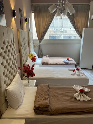 Individually decorated, individually furnished, desk, blackout drapes - La Vida Hotel (Cairo)