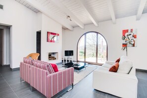 Living area - Luxury resort in the Tuscan countryside (Trequanda)