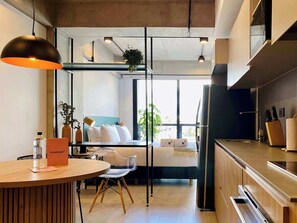 1 bedroom, desk, iron/ironing board, WiFi