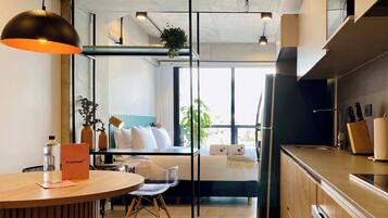 1 bedroom, desk, iron/ironing board, WiFi