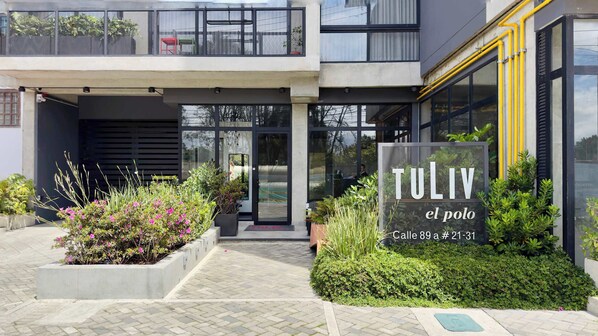 Exterior detail - w* | Unique loft in Parque Virrey (Bogotá)