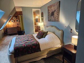 1 bedroom, iron/ironing board, internet, bed sheets - St Georges, Gîte de Campagne, 50 Minutes de Chartres, 1h du Mans 1h50 de Paris (Arcisses)