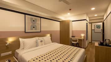 Standard Double Room | Egyptian cotton sheets, premium bedding, desk, free WiFi