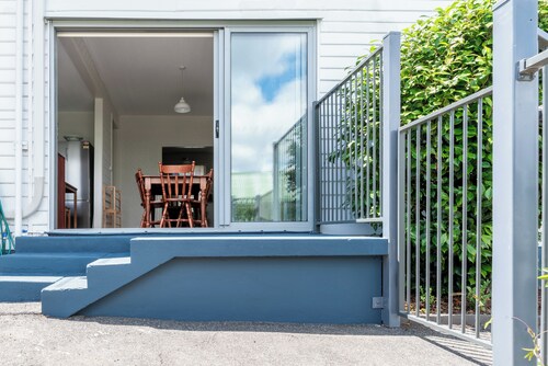 Charming Inner City Stay with parking & wifi