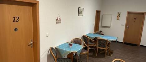 Standard Room | Dining room