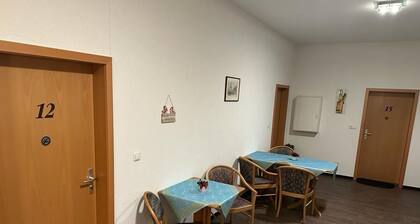 Brunnenstrasse Twin rooms