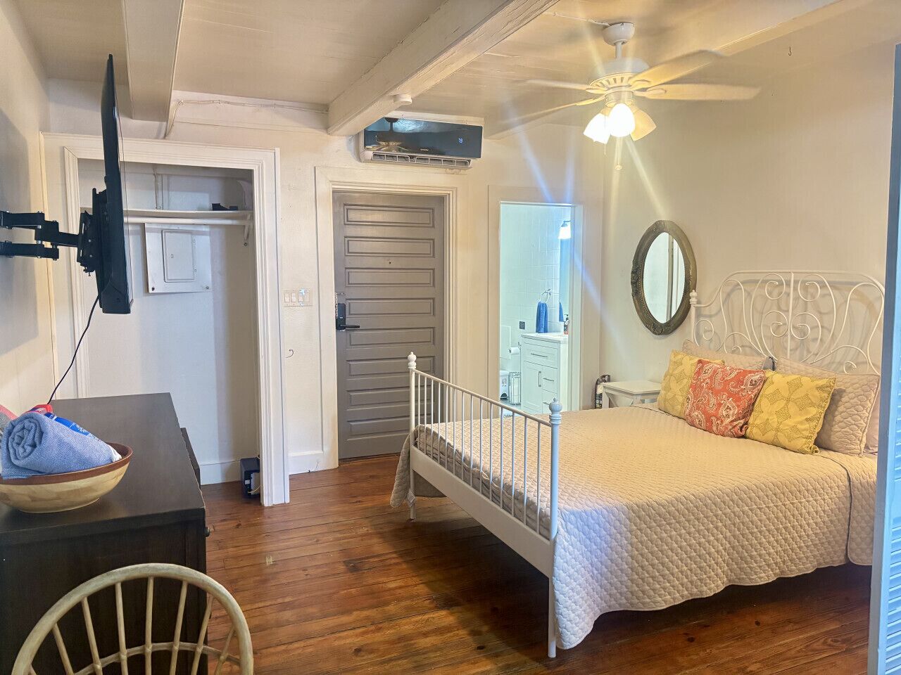 1 bedroom, desk, iron/ironing board, travel crib