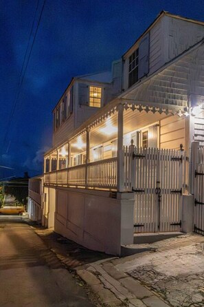 Exterior - The Mary Read - A Pirate’s Serenity (Christiansted)