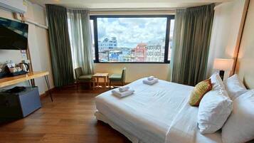 Deluxe-Doppelzimmer, Eckzimmer | Blick auf die Stadt