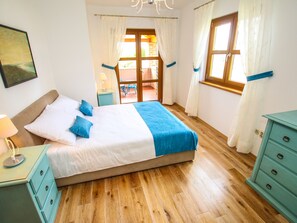 3 Schlafzimmer, Bügeleisen/Bügelbrett, kostenloses WLAN, Bettwäsche