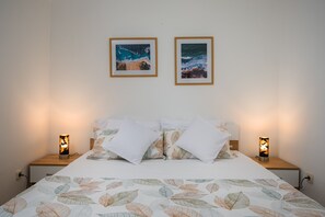 Free WiFi, bed sheets - Apartment  Rose II with shared pool in Porec, Istria (Vrvari)