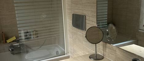 Towels, toilet paper