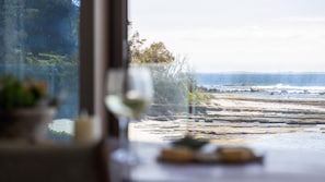 Interior - Seagull - Beach front in Mollymook, (Mollymook)