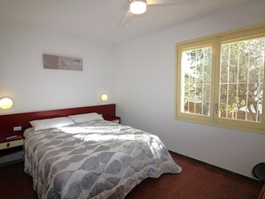 3 chambres, accès au Wi-Fi (inclus)