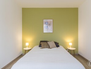 3 habitaciones, cuna de viaje, wifi gratis y ropa de cama 