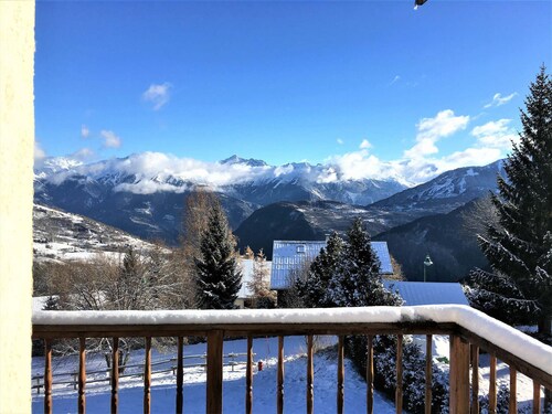 Cozy chalet 13p, ski-in/ski-out, sauna, WIFI & parking