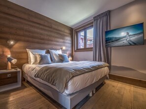 4 bedrooms, free WiFi, bed sheets - Village house in the heart of Praz with sauna and garage (Courchevel)