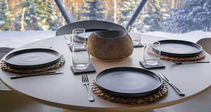 Nørdika Charlevoix. Dome resort located in the most beautiful region in Quebec.