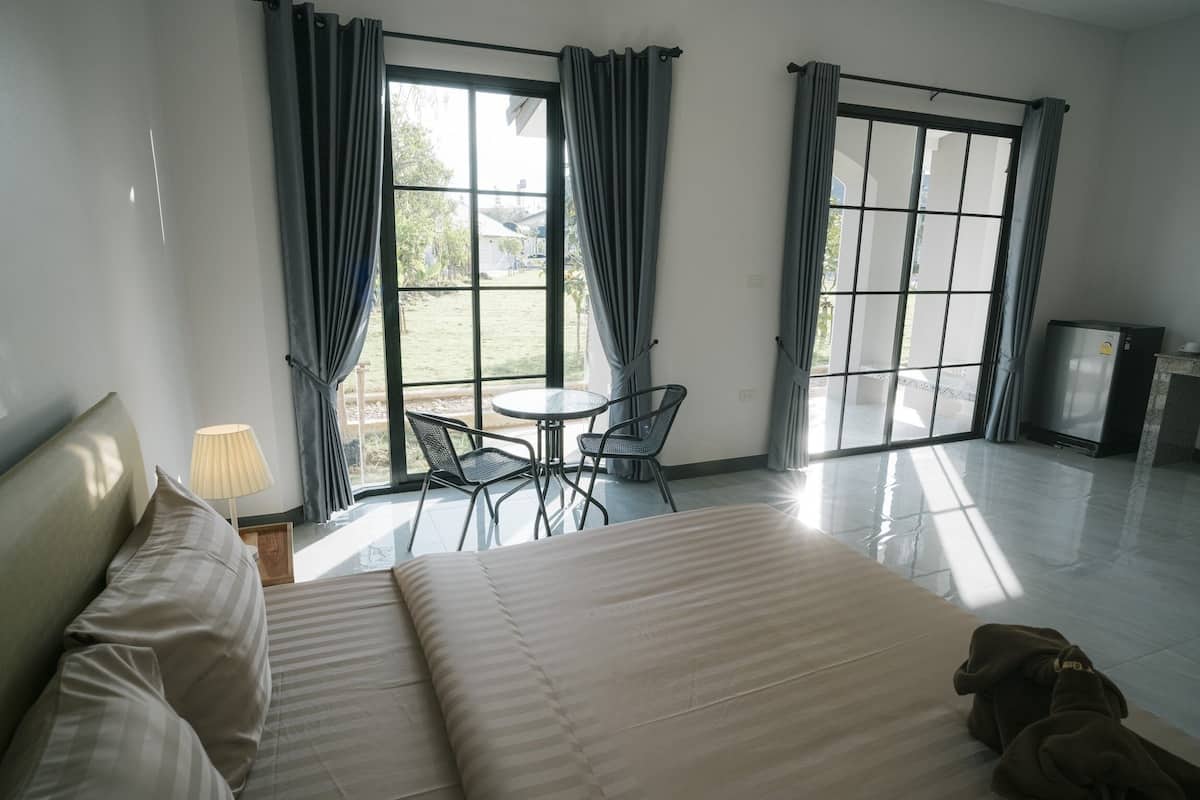 Villa, 1 letto king, vista giardino | 1 camera, insonorizzazione, Wi-Fi gratuito, lenzuola