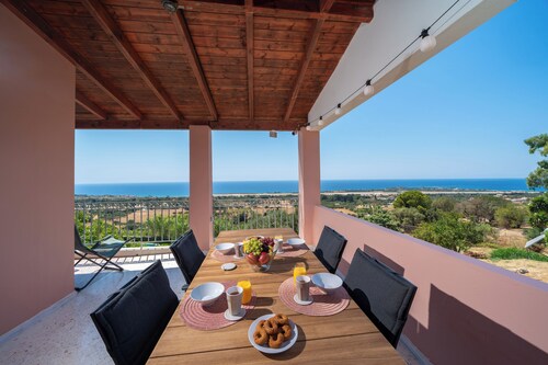 Thea Kefalonia - unique view over the ionian sea.