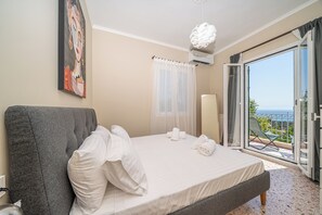 3 Schlafzimmer, Schreibtisch, Bügeleisen/Bügelbrett, Reisekinderbett