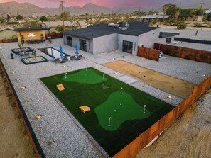 Exterior - DESERT DREAMSCAPE-PoolSpa-MiniGolf (Joshua Tree)