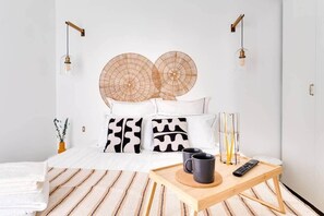 4 bedrooms, iron/ironing board, WiFi, bed sheets - 4ch/ 3sdb/ Clim / Métro / Coté Cours (Paris)