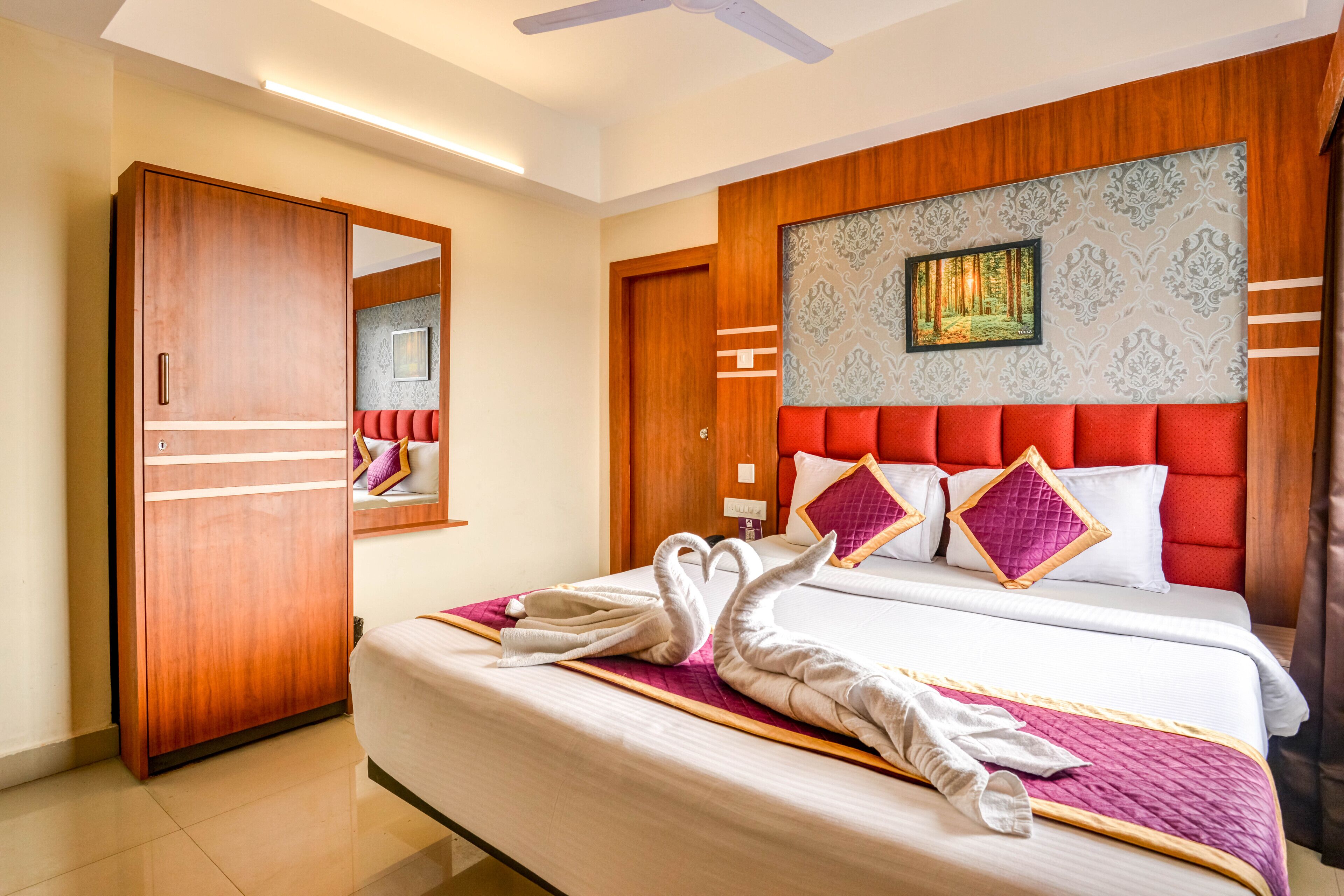 Deluxe Room | Desk, laptop workspace, soundproofing, free WiFi