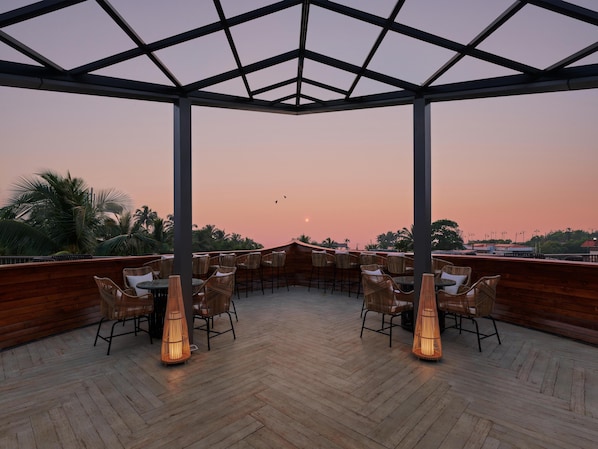 Sundeck