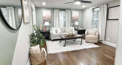 Stylish 2BR in Decatur | Big Deck • Pets OK • Quiet Area