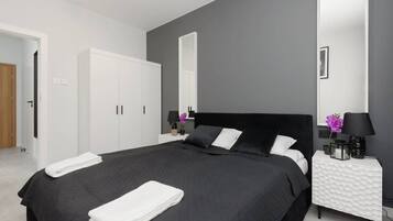 1 chambre, fer et planche à repasser, Wi-Fi, draps fournis