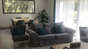 Living area - Villa à Loree du Bois (Caissargues)