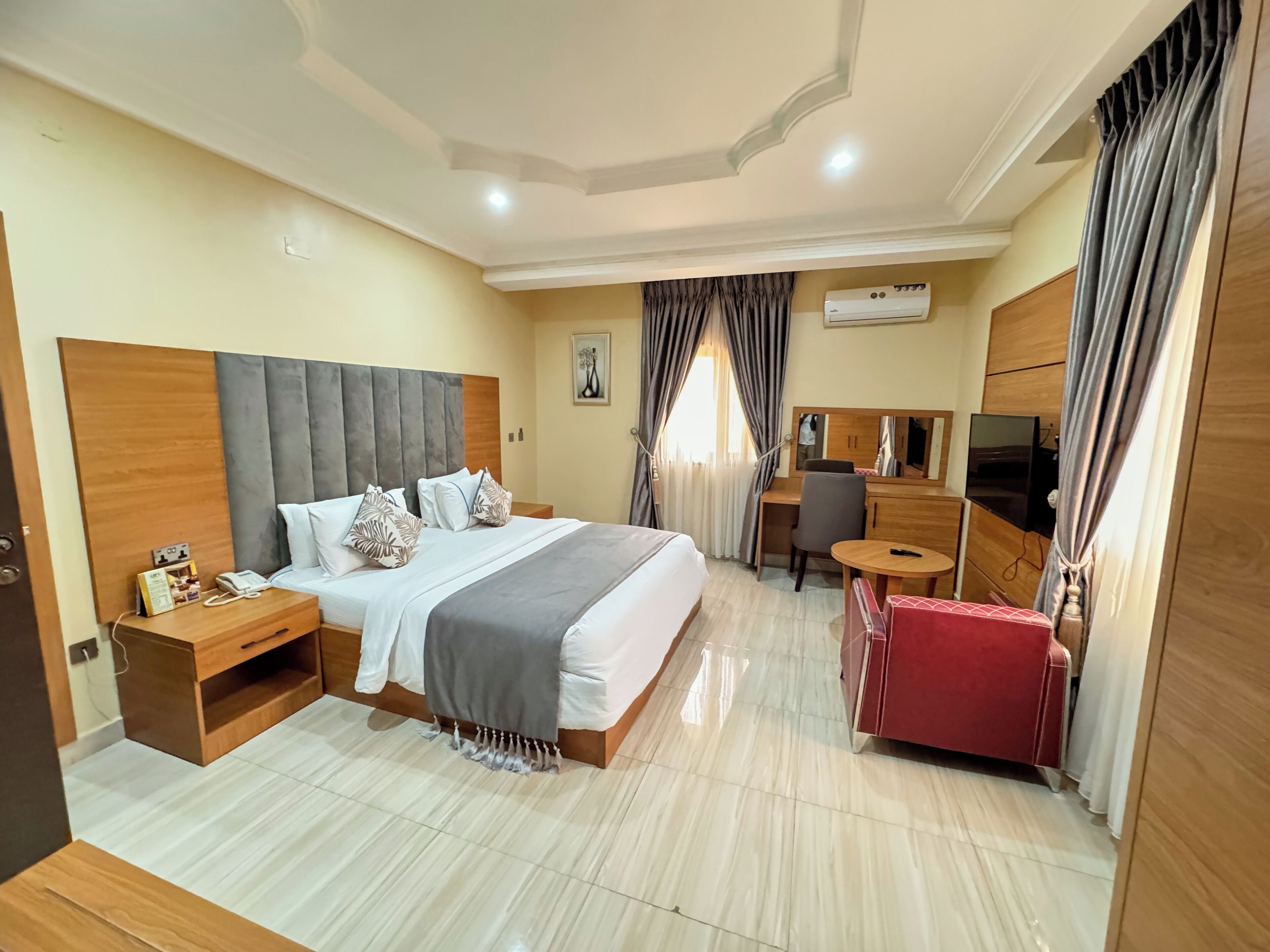 Desk, laptop workspace, blackout drapes, soundproofing