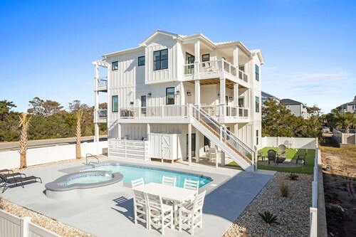 The Sandcastle- Ocean Isle Beach
