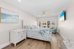 2 bedrooms, iron/ironing board, free WiFi, bed sheets - Modern Beach Condo–Walk to Gulf, Pool + More Beach Harbor Club B305 by RVA (Longboat Key)