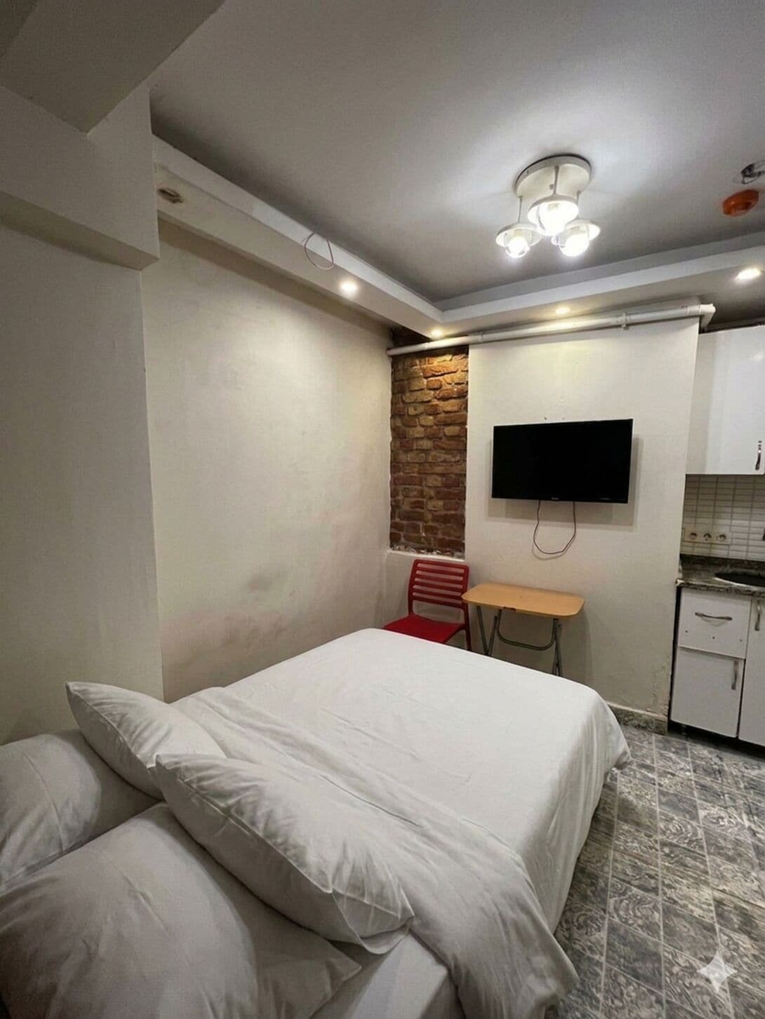 1 bedroom, blackout curtains, soundproofing, iron/ironing board