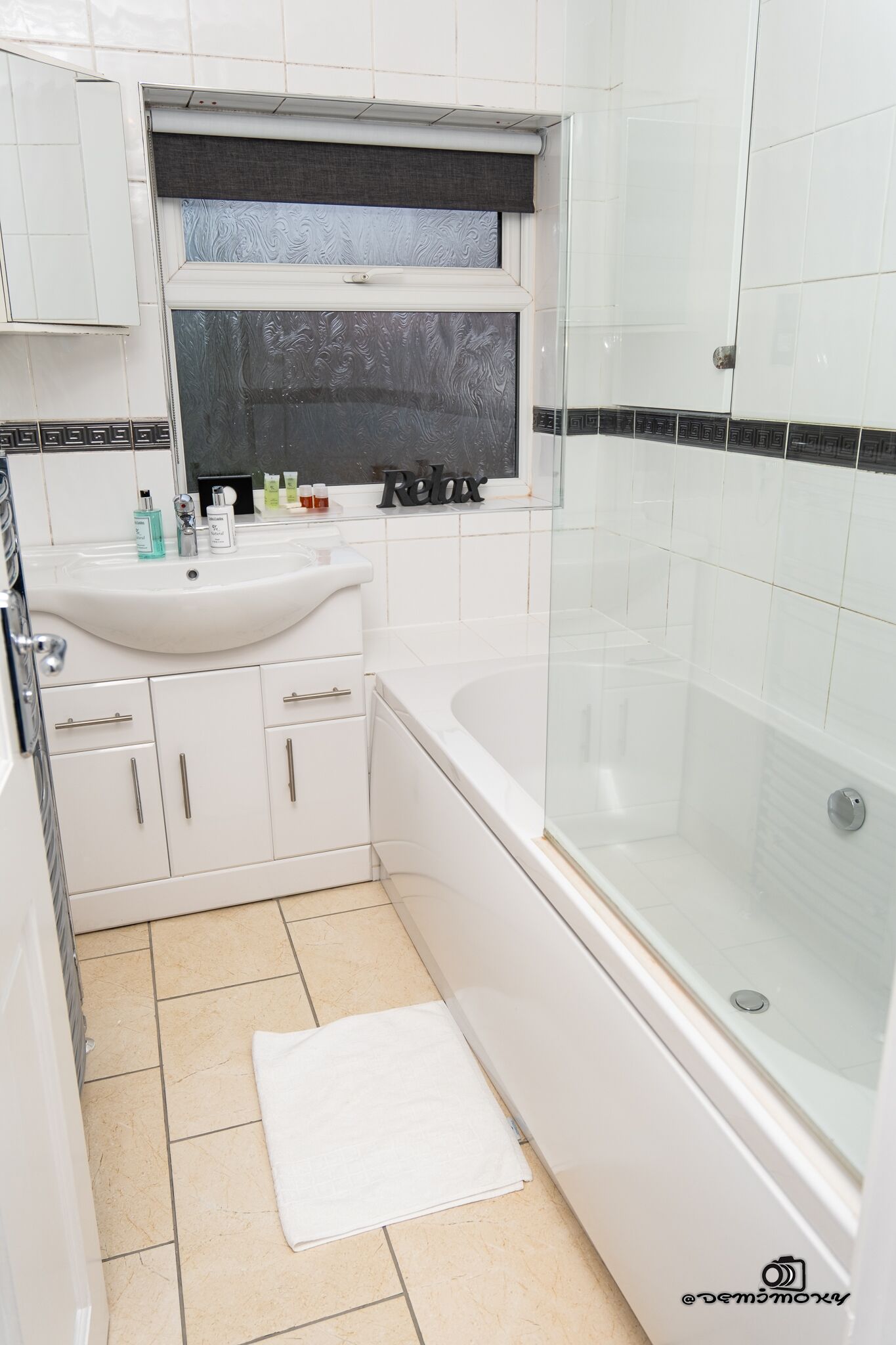House | Bathroom