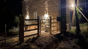 Uklassifisert bilde, 2 av 44, knapp