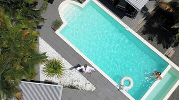 Outdoor pool, pool loungers