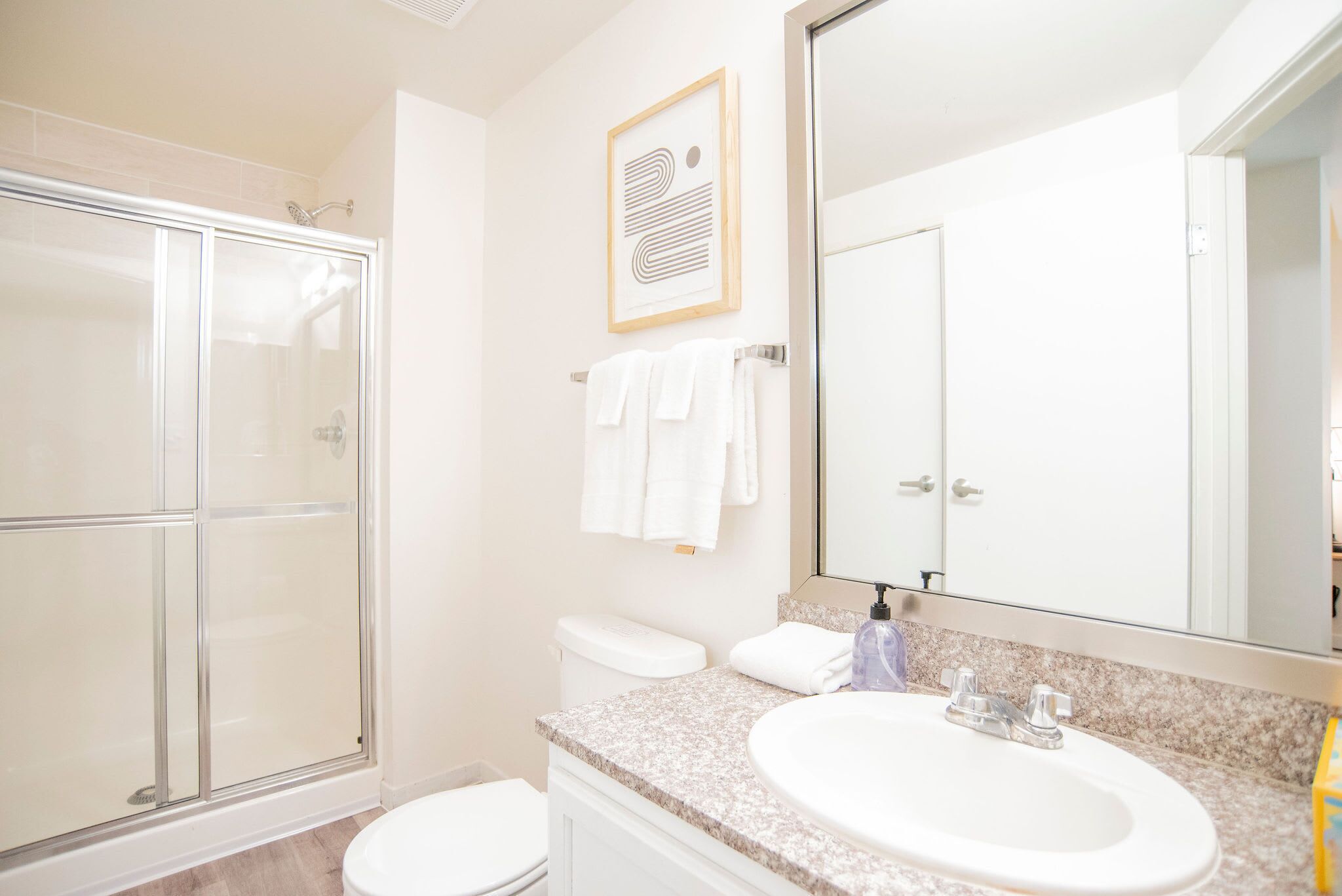 华丽公寓, 2 间卧室 | 浴室 | 淋浴/盆浴组合、免费洗浴用品、吹风机、毛巾