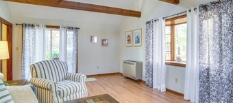 2 Mi to Covells Beach: Centerville Home w/ Deck