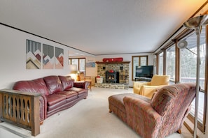 House (4 Bedrooms) | Interior - Pet-friendly Home w/ Deck: 4 Mi to Jay Peak Resort (Montgomery Center)