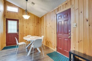 Nhà (2 Bedrooms) | Nội thất